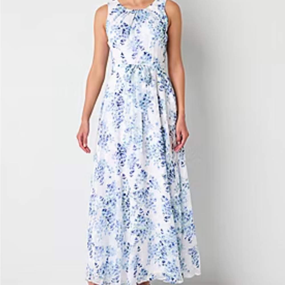 Elegant Blue Floral Maxi Dress